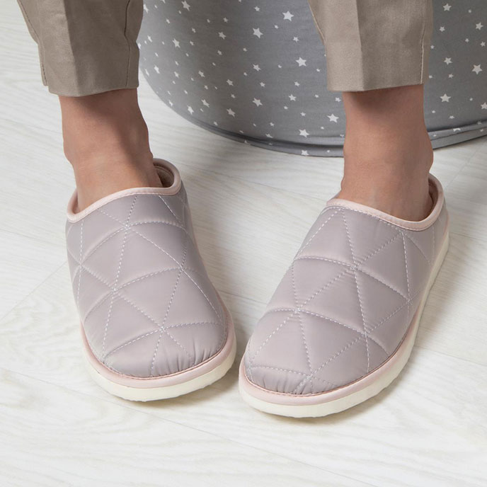 totes Ladies Quilted Slipper Pink
